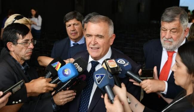 El Gobernador Jaldo reafirma la prohibición de fiestas electrónicas para proteger a los jóvenes