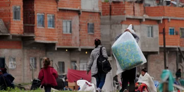 La pobreza alcanzó al 52% de la población en el primer semestre, según la UCA