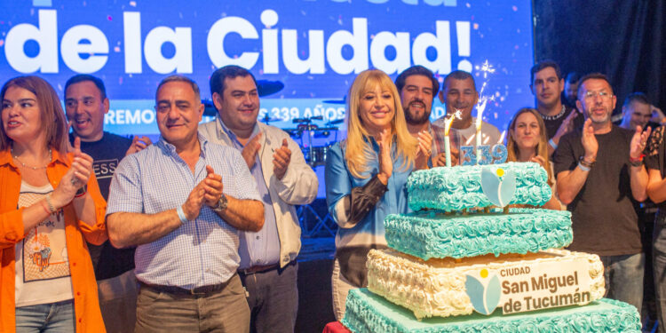 San Miguel de Tucumán celebró su 339° aniversario con una multitudinaria fiesta en el Hipódromo