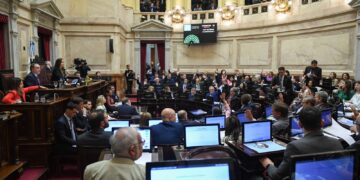 El Senado aprobó la boleta única de papel y el financiamiento universitario, pero rechazó los fondos adicionales para la SIDE
