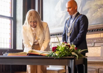 En Alemania, la intendenta Chahla refuerza los vínculos de cooperación con la ciudad hermana de Erfurt