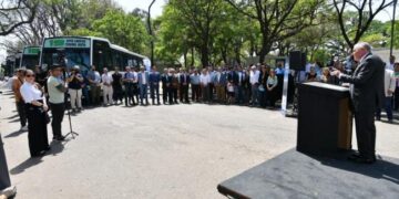 Jaldo ratifica la compra de 100 colectivos: “Es un beneficio directo para los usuarios”