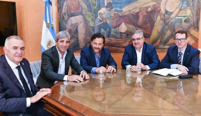 Jaldo se reunió con Luis Caputo, para avanzar en el desarrollo de Tucumán