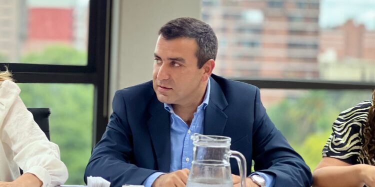 Agustín Romano Norri: Argentina dio un paso atrás para combatir la pobreza