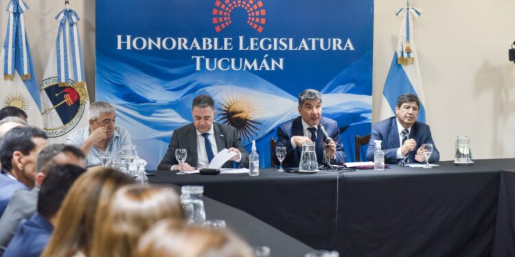 La Legislatura inició el debate sobre la reforma política en Tucumán