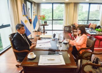 El vicegobernador y la UNT trabajan para preservar el Arsenal Miguel de Azcuénaga como sitio de memoria histórica