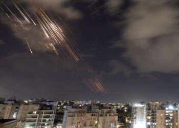 Máxima tensión en Medio Oriente: Irán lanzó un ataque con 181 misiles contra Israel