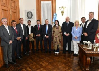 Jaldo recibió a la ministra de Capital Humano de la Nación, Sandra Pettovello