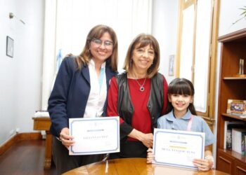 Montaldo reconoció a la niña más lectora de Tucumán