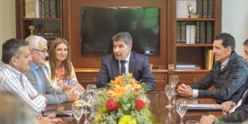 Acevedo encabezó la «Mesa de Diálogo» junto a Monseñor Carlos Sánchez
