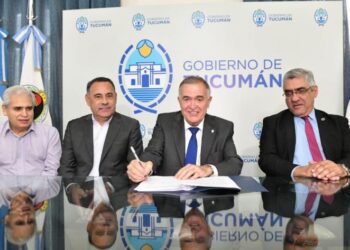 El Gobierno firmó una nueva recomposición salarial con el Frente Gremial Docente