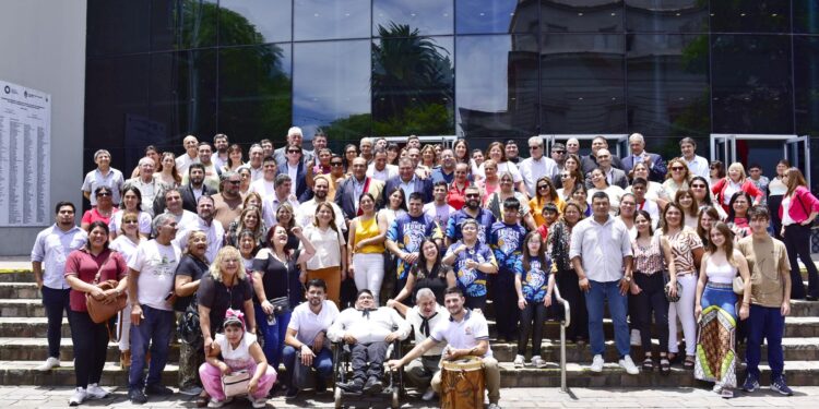 La Comisión de Familia, Niñez, Adolescencia, Adultos Mayores y Discapacidad, presentó su Muestra Anual