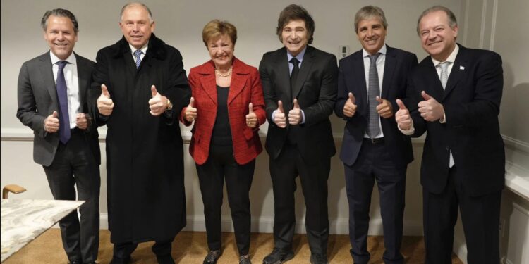 Milei se reunió con el FMI en busca de un nuevo acuerdo para la economía Argentina