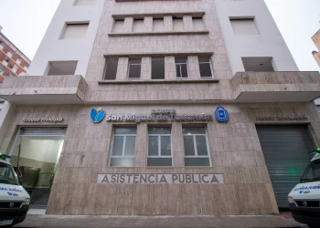 Vuelven todos los servicios de la Asistencia Pública al edificio remodelado de Chacabuco 239