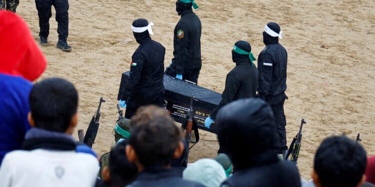 Hamas entregó los cuerpos de la argentina Shiri Bibas y sus dos hijos