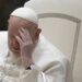 El papa Francisco sufrió una crisis respiratoria y su estado sigue siendo reservado