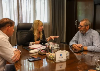 El Municipio y empresarios del transporte buscan mejorar el servicio de ómnibus en la capital