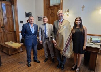 La Escuela de Gobierno de Tucumán firmó un convenio con la Universidad Austral