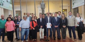 Firman convenio para monitorear la calidad del agua en El Cadillal y La Angostura