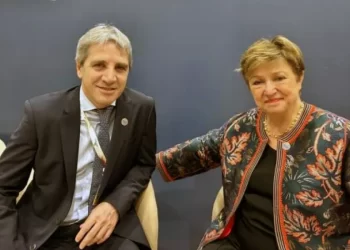 Caputo defendió el acuerdo con el FMI y destacó su impacto en la inflación