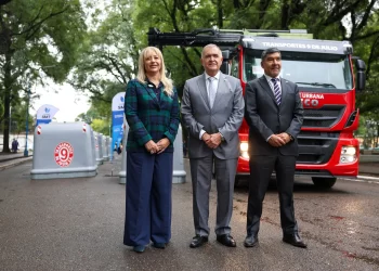 Jaldo, Acevedo y Chahla presentaron nuevos contenedores antivandálicos para mejorar la limpieza urbana