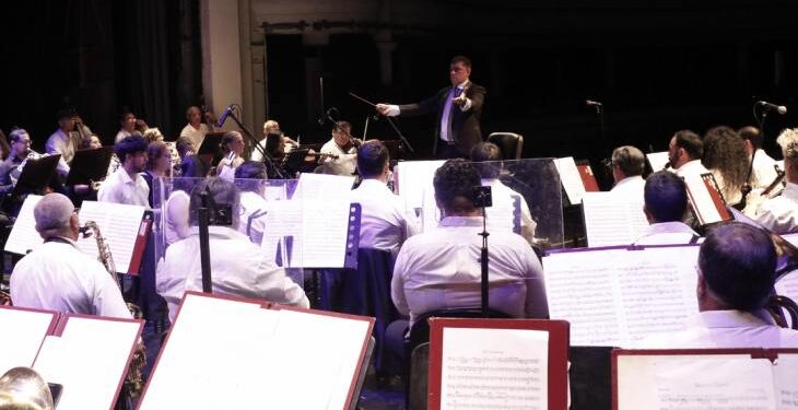 La Banda Sinfónica vuelve con un espectáculo que une música, canto y danza