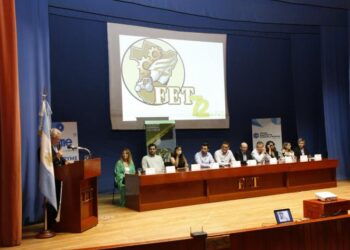 Educación y la FET firmaron un convenio para impulsar formación profesional y desarrollo regional