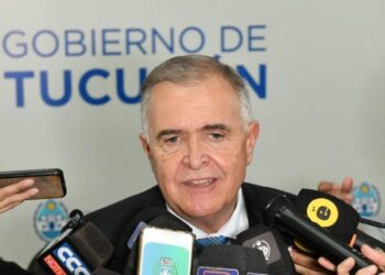 Tucumán ajustó el gasto público en un 21,8% y se posiciona entre las provincias con mejor resultado fiscal