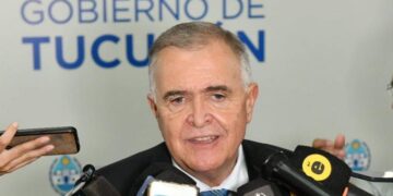 Tucumán ajustó el gasto público en un 21,8% y se posiciona entre las provincias con mejor resultado fiscal