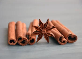 La canela, un endulzante natural que gana terreno en infusiones y cuidados de salud