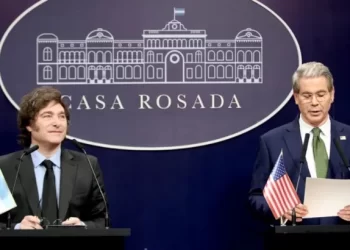 Estados Unidos considera otorgar una línea de crédito a la Argentina en caso de un shock externo