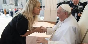 Rossana Chahla despidió al Papa Francisco: “El mundo despide hoy a un hombre que hizo de la fe un puente hacia la esperanza”