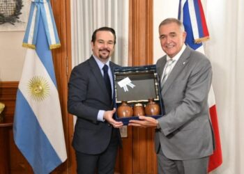 El embajador de Francia visitó Tucumán y anunció cooperación en educación, cultura e inversiones