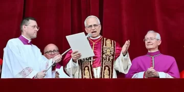 León XIV: «Ayúdennos a construir puentes» las primeras palabras del nuevo Papa