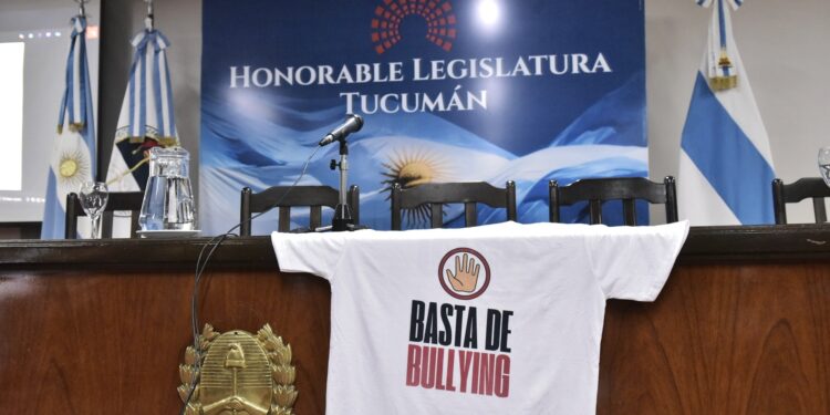 Cero Bullying: Una jornada para enfrentar una violencia que no se ve