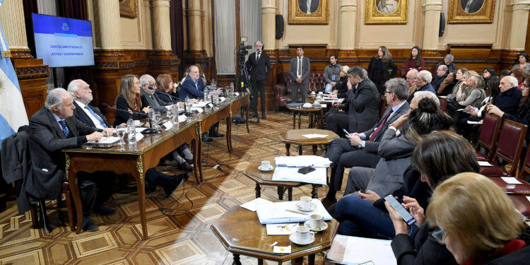 El Senado retomó el debate por la reforma de la Corte Suprema con foco en paridad, federalismo y ampliación del tribunal