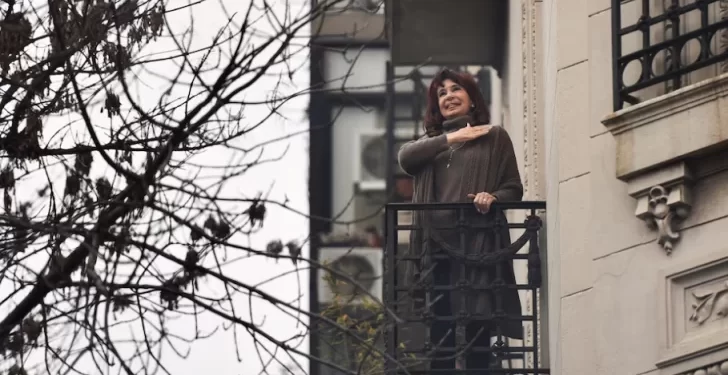 La Justicia rechazó el pedido de Cristina Kirchner para recibir visitas sin restricciones en su domicilio