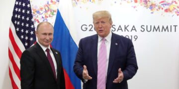 Trump habló con Putin sobre Ucrania y advirtió que “no habrá una paz inmediata”