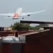 Tragedia aérea en India: Al menos 294 muertos tras el impacto de un avión en una zona residencial