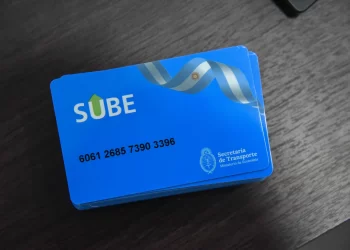 Comienza la entrega gratuita de la SUBE a estudiantes del interior que cursan en la capital Tucumana
