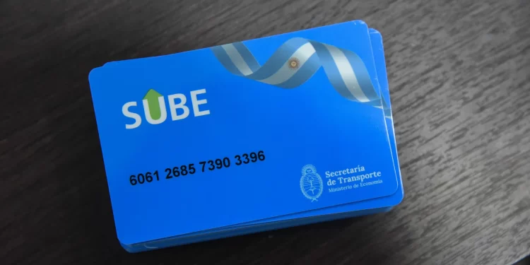 Comienza la entrega gratuita de la SUBE a estudiantes del interior que cursan en la capital Tucumana