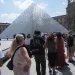 Cierra el Museo Louvre por colapso interno: Trabajadores denuncian condiciones insostenibles y desborde de turistas