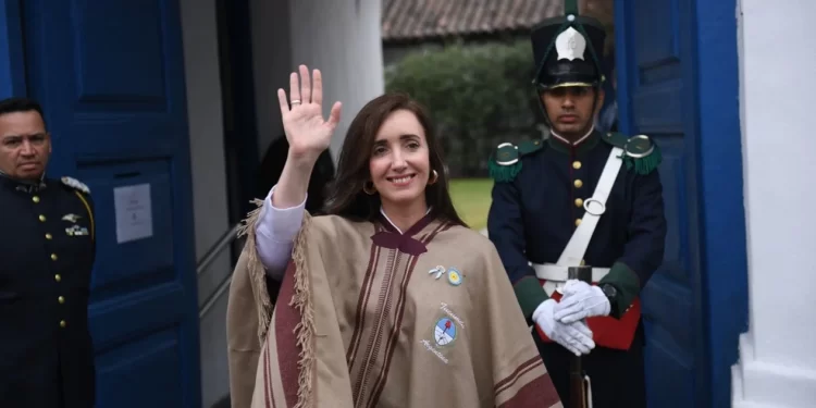 Villarruel visitó Tucumán y llamó a respetar la unidad institucional