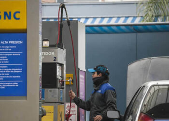 Extienden la suspensión de GNC en estaciones de Tucumán hasta el viernes