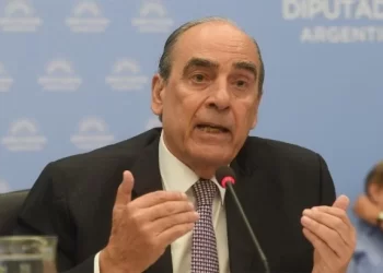 Francos confirmó el veto a las leyes sancionadas pero moderó el conflicto con los gobernadores: “No todos son lo mismo”