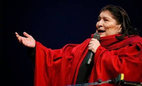 Mercedes Sosa cumpliría 90 años y el Teatro Colón la homenajeará con un evento solidario y por streaming