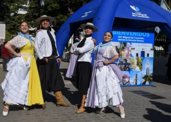 Punto Patrio: La Plaza Tematica se llena de música, folclore y sabores en el Mes de la Independencia