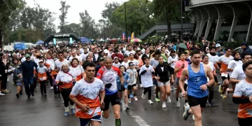 Más de 3.500 personas participaron de la primera edición del “SMT Corre” pese a la lluvia