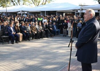 Jaldo destacó la creatividad e iniciativa de los estudiantes que expusieron en la Feria Nacional de Educación