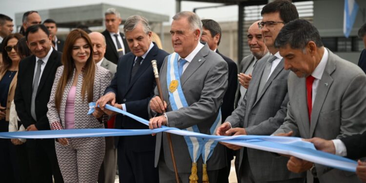 Jaldo inauguró la segunda etapa del Complejo Penitenciario Benjamín Paz